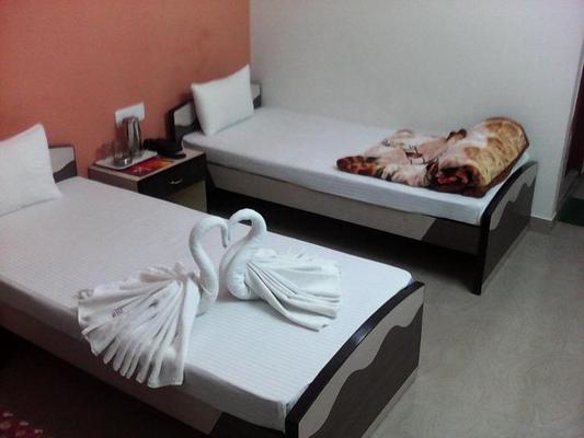 Hotel Debjyoti